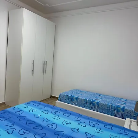 Nocleg ze śniadaniem Brezza Marina *